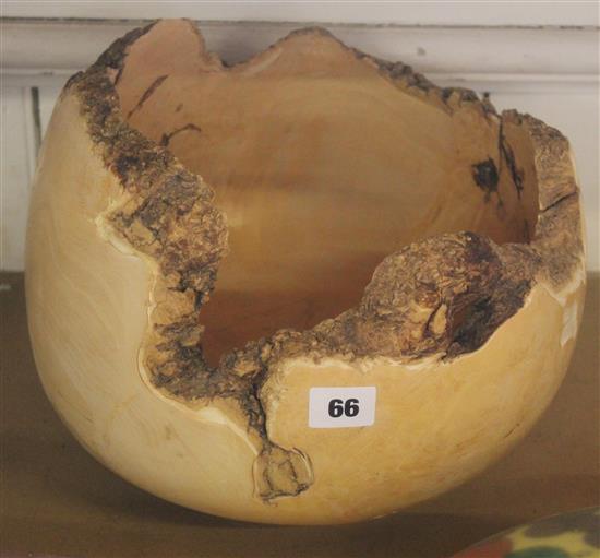 Steve Dell carved root fruit bowl